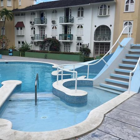 Castle By The Shore Ocho Rios Exterior foto